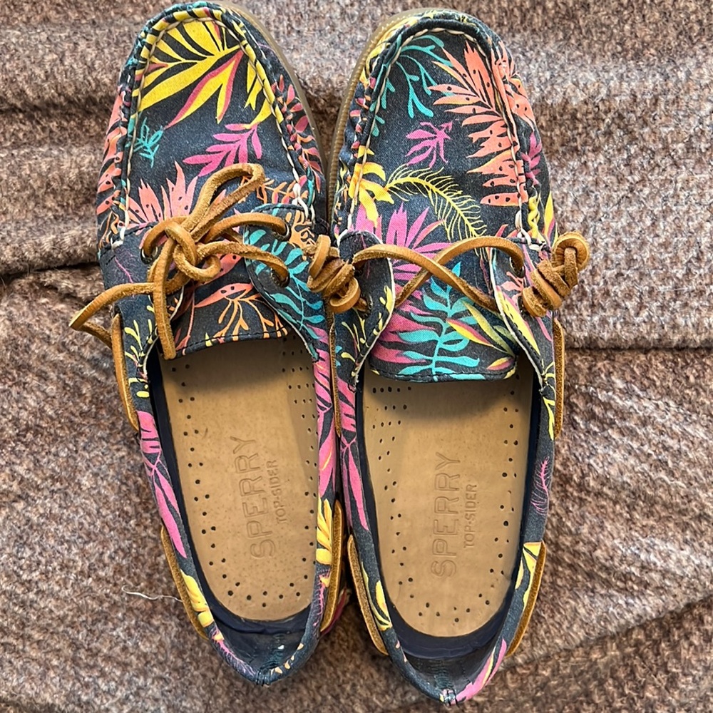 Sperry Topsiders NWOT